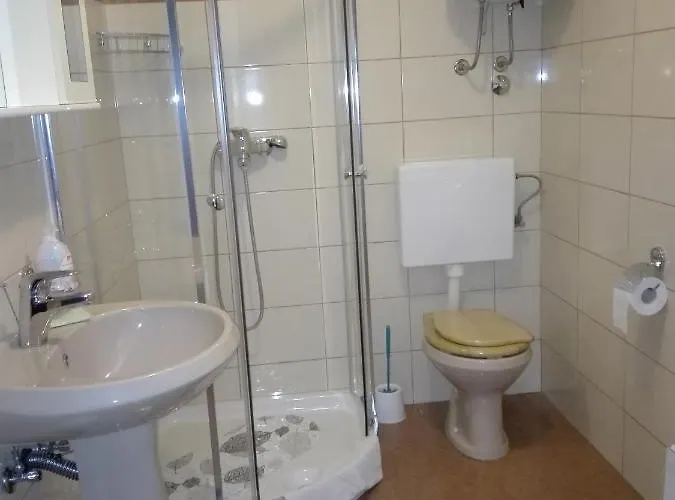 Bernik Gostinjska kuća